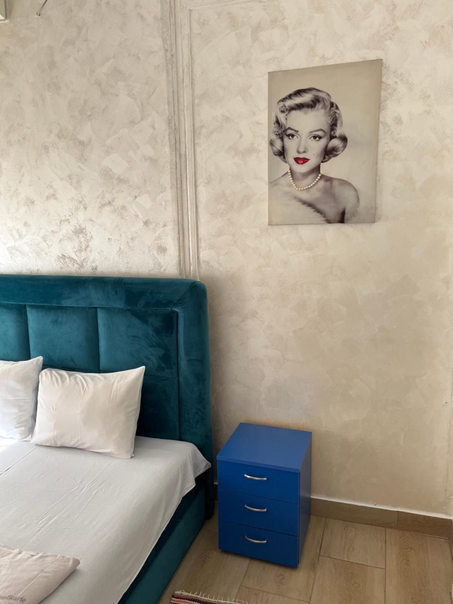 Sobe Sa Sopstvenim Kupatilom Private Rooms Bathroom In Center Novi Sad Dış mekan fotoğraf