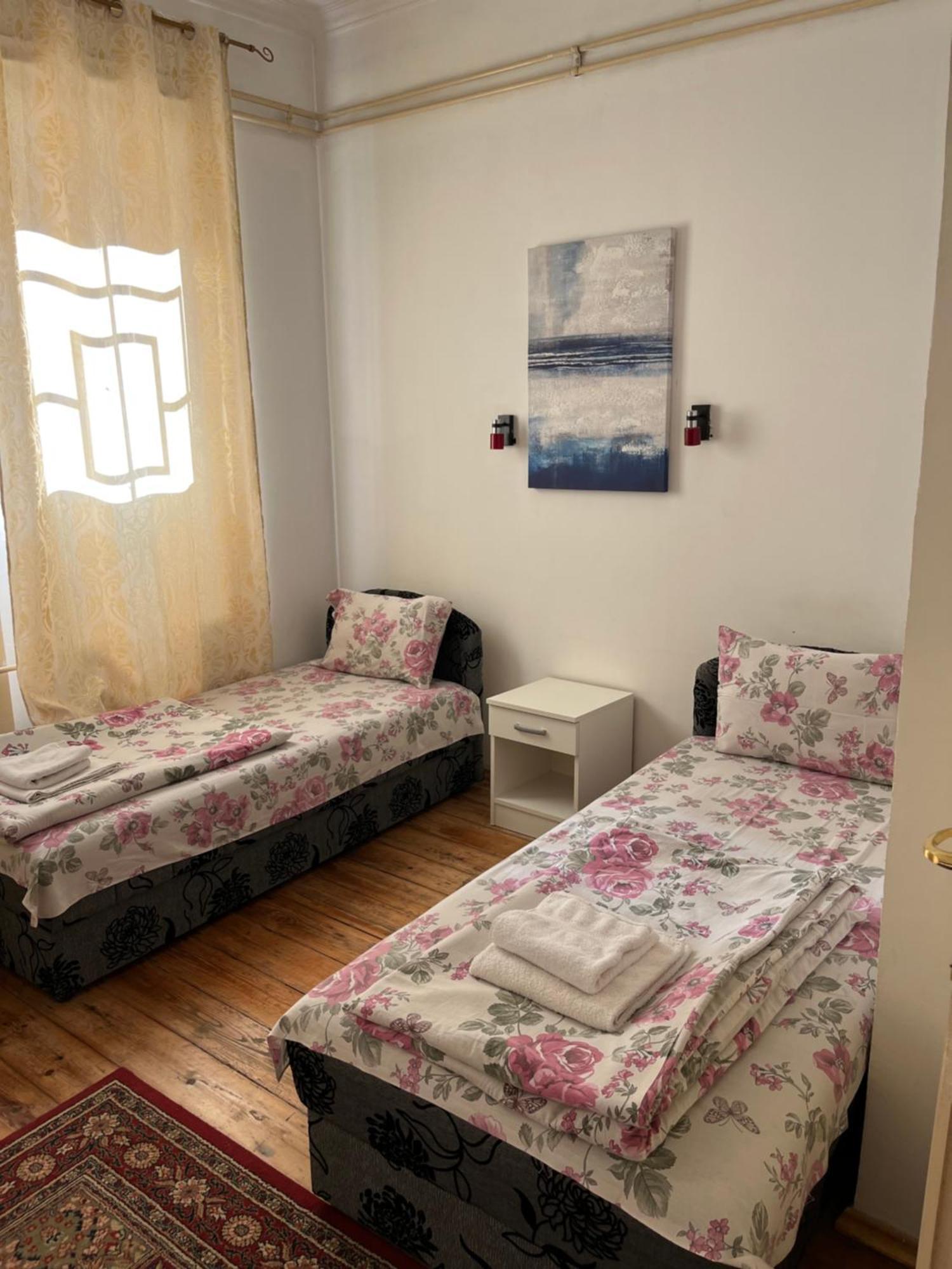 Sobe Sa Sopstvenim Kupatilom Private Rooms Bathroom In Center Novi Sad Dış mekan fotoğraf
