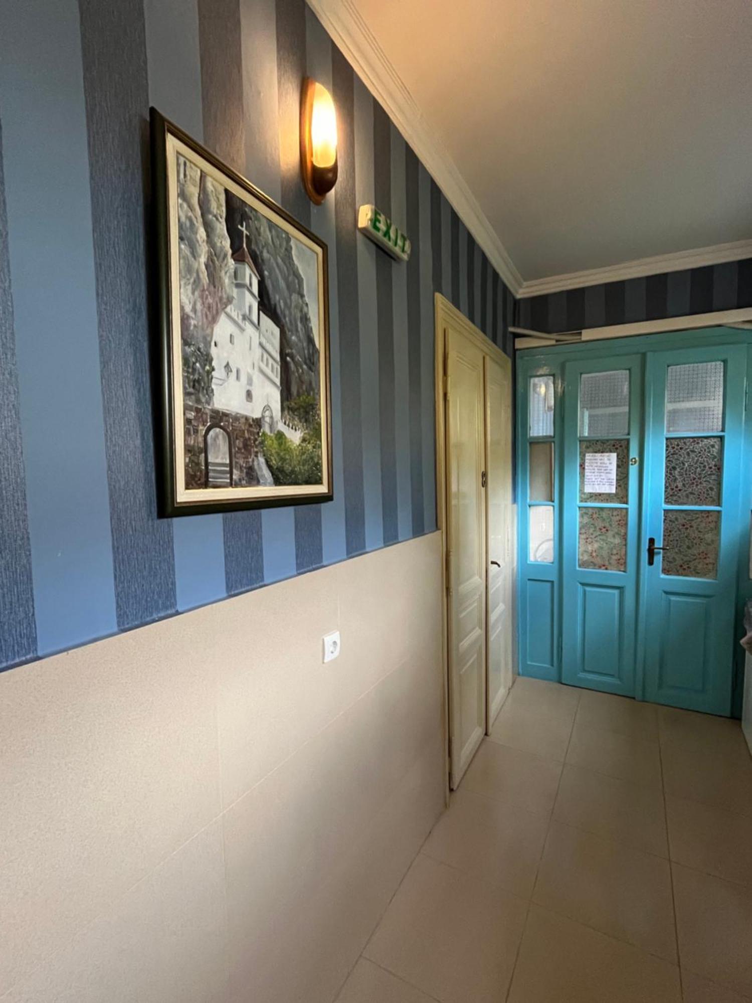 Sobe Sa Sopstvenim Kupatilom Private Rooms Bathroom In Center Novi Sad Dış mekan fotoğraf